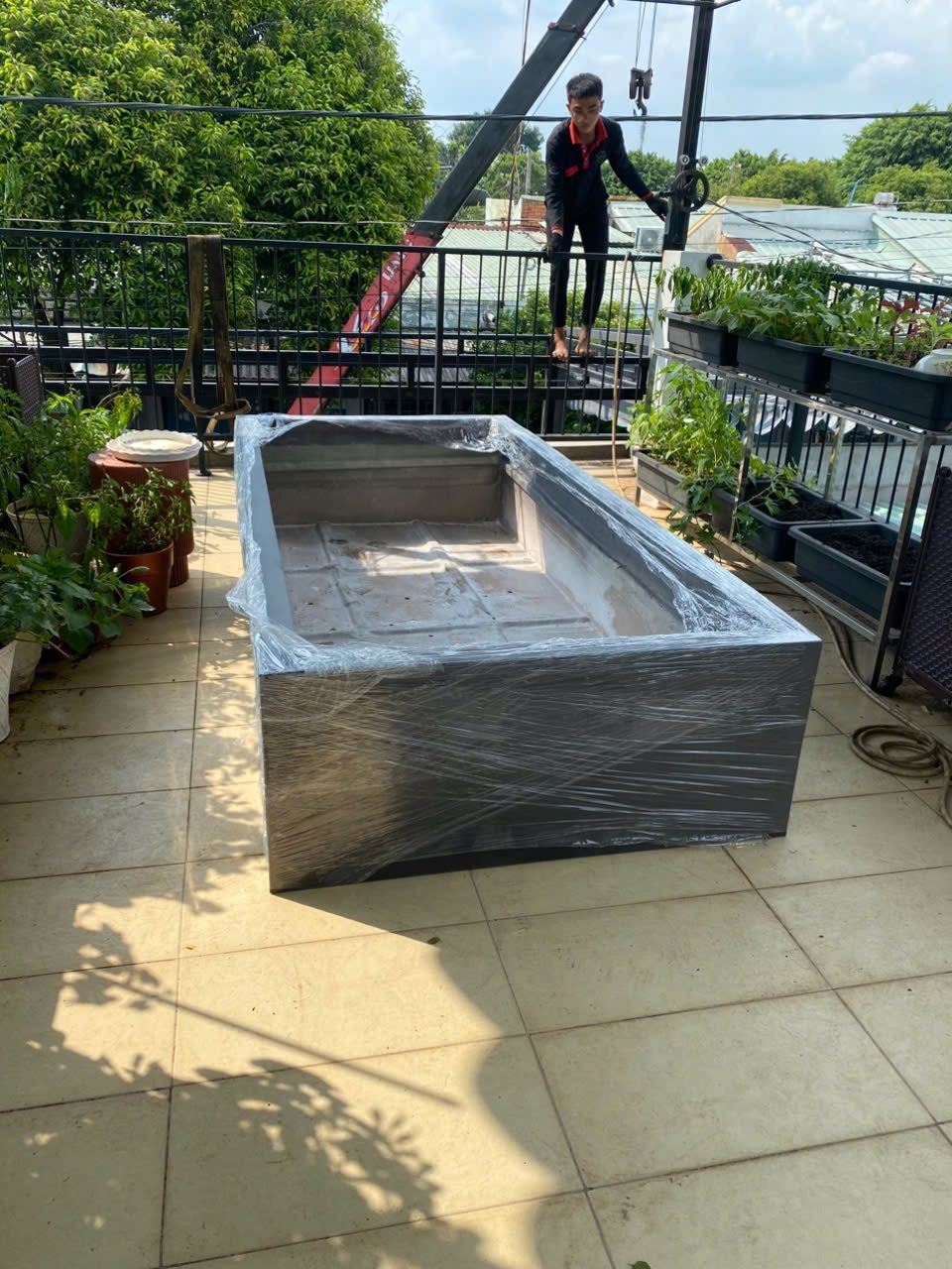 Chậu composite sân thượng theo yêu cầu